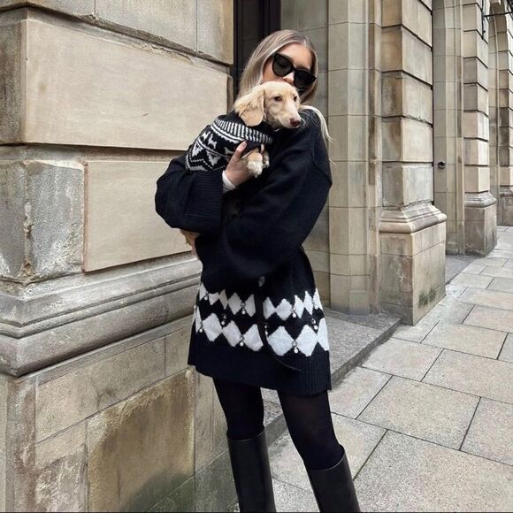 H&M Knit Dress Decorated Beaded Wide Sleeves New - Picture 2 of 10